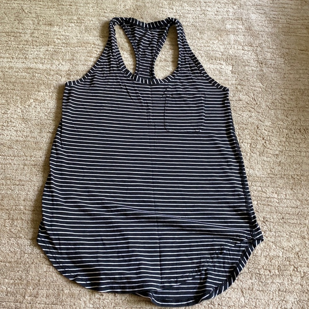 lululemon yogi tank